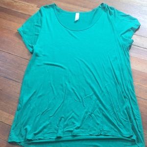 Women’s Lularoe Classic Tee